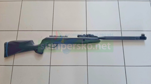 Na Šumpersku se pohybovali dva muži se zbraní