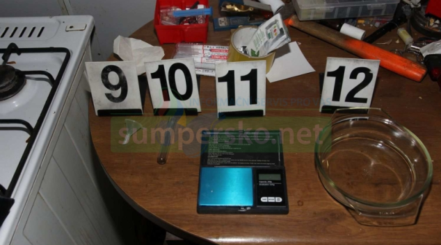 Dvojice na Jesenicku vyráběla pervitin