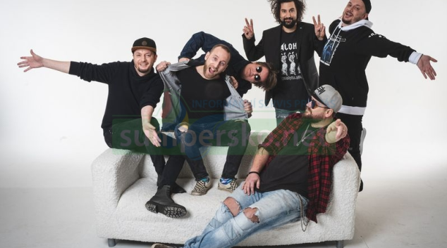 Xindl X a UDG po devíti letech