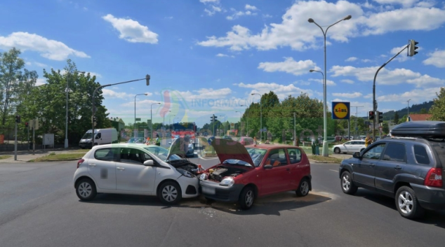 Nehoda na křižovatce v Šumperku