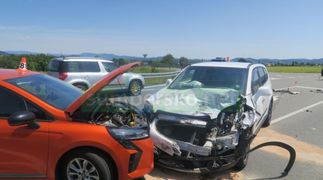 Po nehodě na Šumpersku zůstala čtyři havarovaná auta