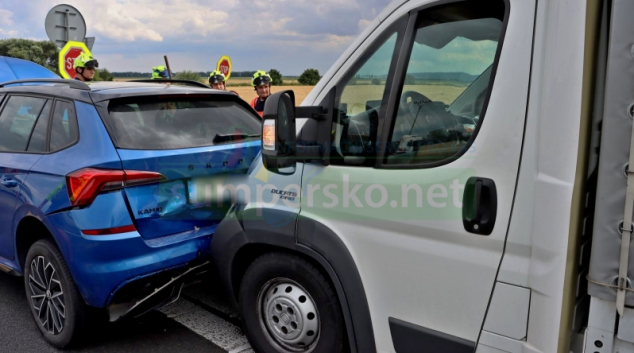 Nehoda zkomplikovala provoz na D35