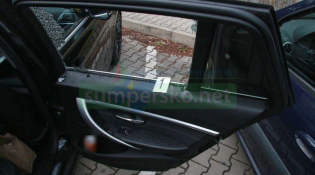 Za necelý měsíc vykradl recidivista přes čtyřicet aut