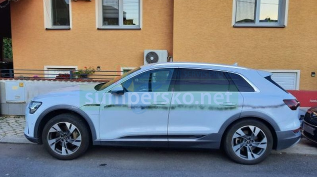 Vandal v Zábřehu posprejoval auta