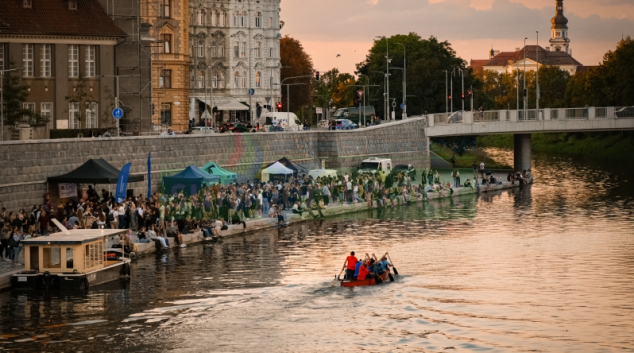 MEET UP na náplavce