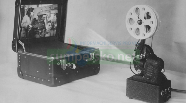 Komorní výstava značky Kazeto