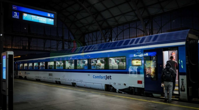 V předvánočním čase posílí kapacity vlaků