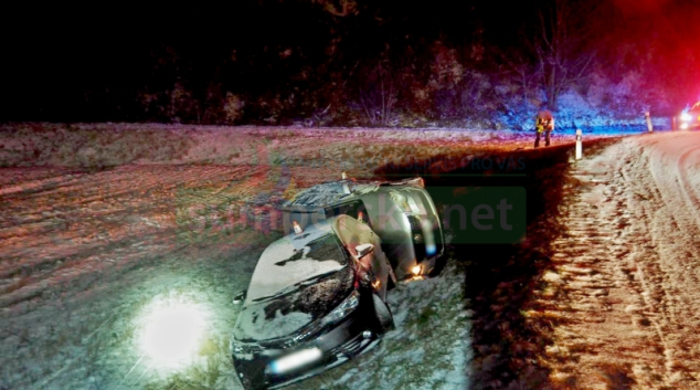 Sněhová nadílka na silnicích působila potíže