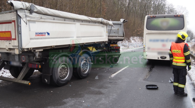 Střet vozidel v protisměru