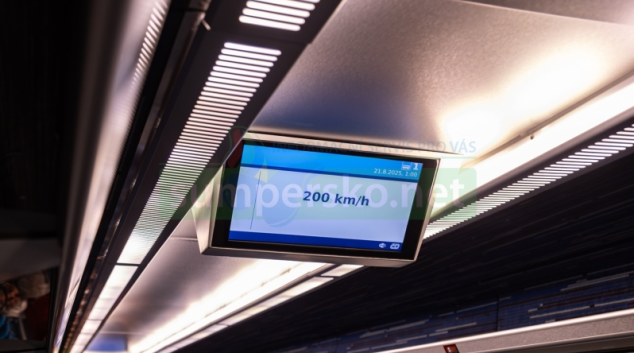 Dvacet pět let jezdí vlaky stošedesátkou