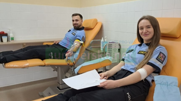 Policisté z Jesenicka společně darovali krev