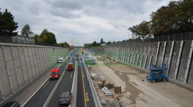 Rostou ceny nafty, asfaltů i plastových výrobků