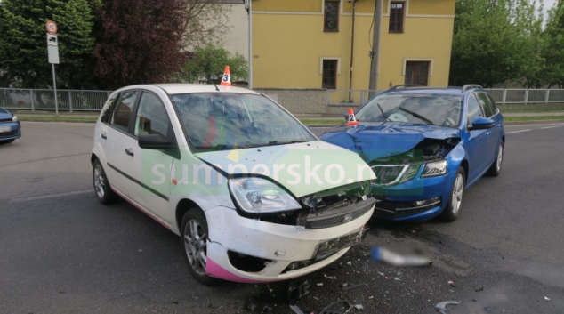 Řidič v Postřelmově nedal přednost