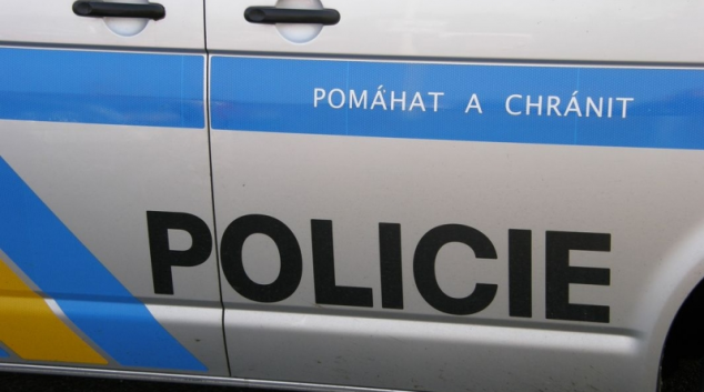 Zloděj v Šumperku vykradl dům a odjel autem poškozeného