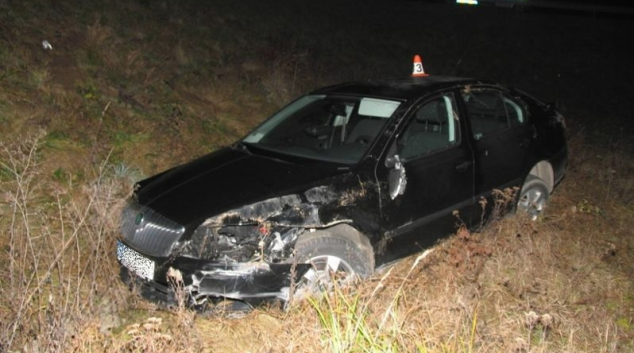 U Postřelmova se řidič polekal zajíce. Škoda je 285 tisíc