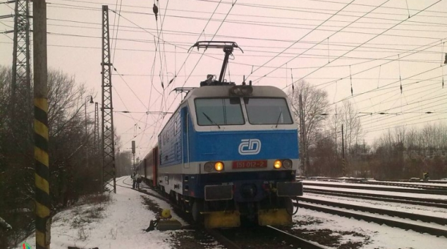 Vlak u Přerova zastavil až 81 metrů za návěstidlem