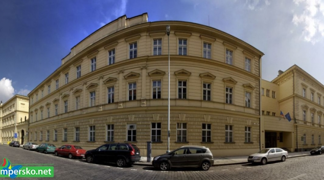 Spravedlnosti neutekl ani do Indonésie