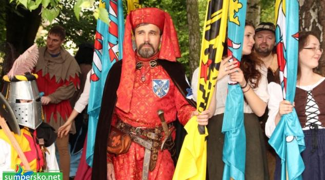 FOTO:V Šumperku byla zahájena turistická sezóna