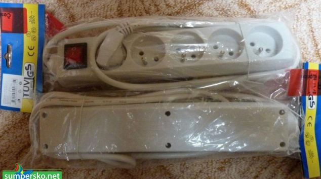 V obchodech je životu nebezpečný prodlužovací kabel