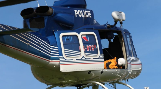 Po ztraceném muži pátral vrtulník s termovizní a dvacet policistů