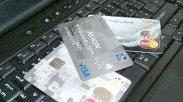 Pozor na internetové obchody! Z 250 kontrolovaných jich 188 porušilo předpisy