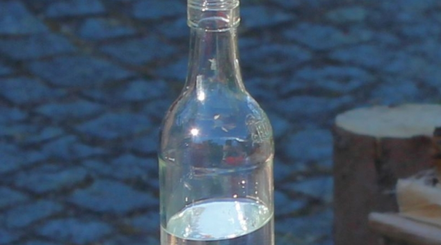 AKTUALIZOVÁNO:Pachatel dopaden!Slivovici i vzduchovku ukradl zloděj v Hradci-Nové Vsi