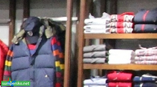 O oblečení za čtvrt milionu přišel muž v Olomouci