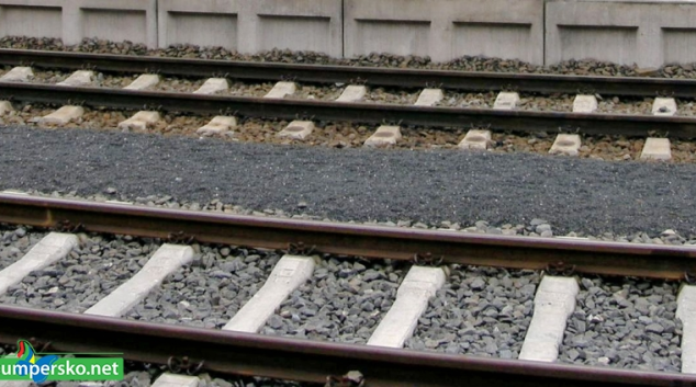 Říká se:“Opilí mají štěstí!“ Přesvědčil se o tom muž, který ležel na kolejích