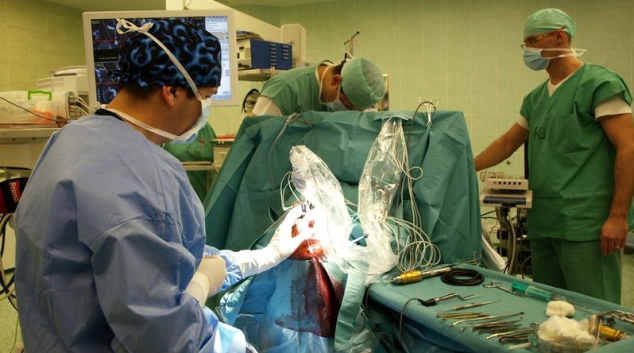 Operaci, která zpomalí Parkinsonovu chorobu, provádějí ve FN Olomouc