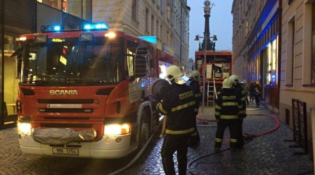Uvnitř restaurace v historickém centru Olomouce hořelo 