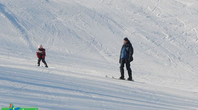 Lyžovat v osmi areálech ČR můžete se slevou od přepravce