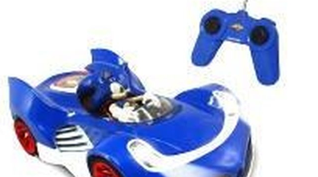 Pozor na rádiem řízené hračky. Hrozí až milionová pokuta!