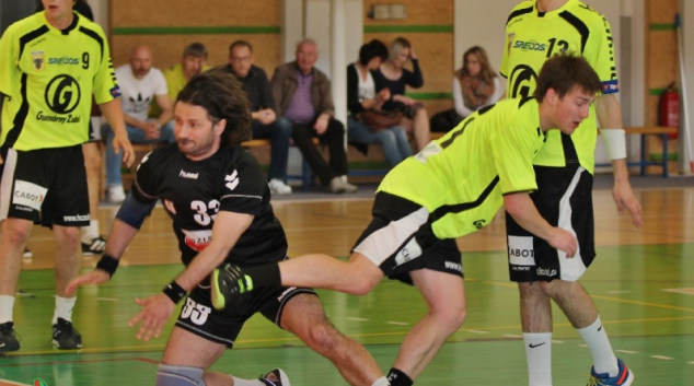 Házená:TJ Šumperk vs HC Zubří "B" 21:26