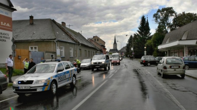 Motorkářka z Přerova nabourala policejní auto