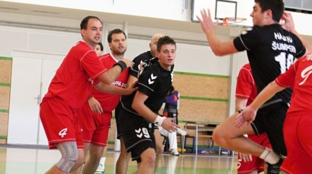 HÁZENÁ: TJ Šumperk vs-Polanka DTJ 30:27