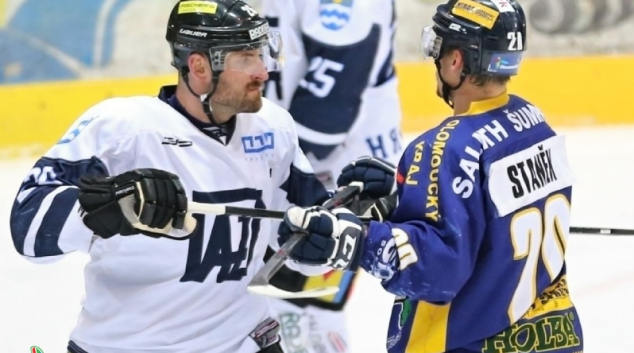 AKTUALIZOVÁNO! HOKEJ:Salith Šumperk vs AZ Havířov 4:5