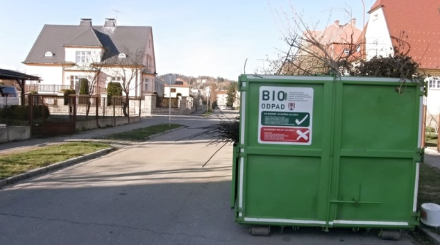 Popelnice v Šumperku nepodraží