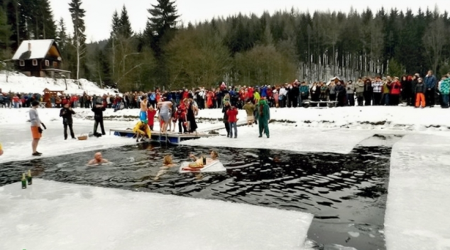 AKTUALIZOVÁNO! Otužilci na Zábřežsku se rozloučí s plaveckou sezonou