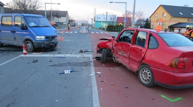 Řidička v Javorníku zavinila vážnou nehodu