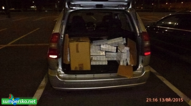 Celníci zadrželi 100 tisíc kusů cigaret a 21 kilo tabáku bez dokladů
