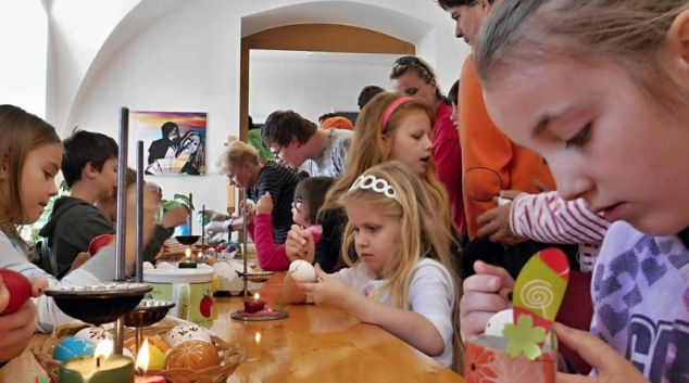 V šumperském muzeu si můžete uplést pomlázku a ozdobit kraslice