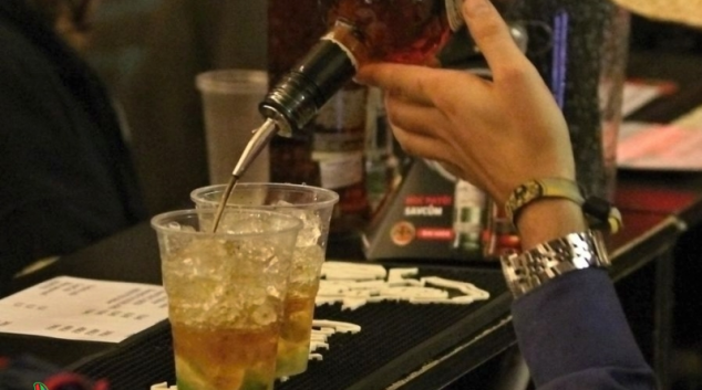 Alkoholické opojení přivedlo tři muže na záchytku