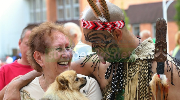 Frank z Nového Zélandu se stal oblíbenou tváří folklorního festivalu