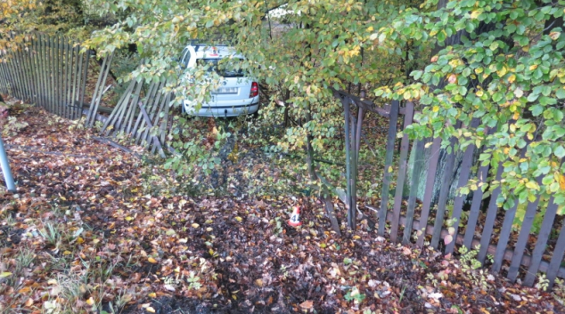 Řidič fabie ve Velkých Losinách nedal přednost liazce