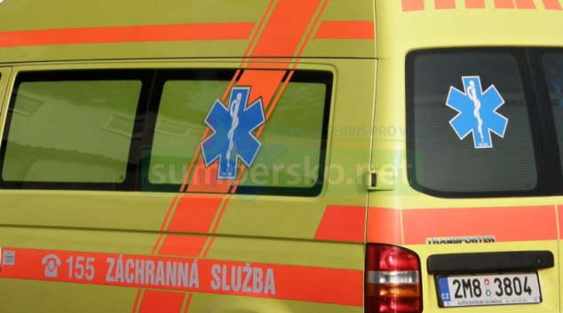  Záchranáři byli přivoláni k těžkému pracovnímu úrazu v Lukavici