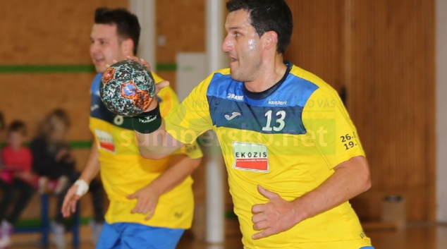HÁZENÁ: TJ Rožnov vs TJ Šumperk  26:29