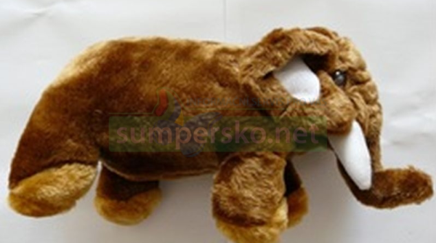 Plyšový slon může udusit, nebo popálit