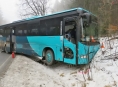 Na Zlatohorsku havaroval autobus
