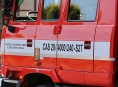 Šest jednotek hasičů likvidovalo požár v obci Třemešek