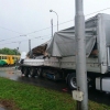 Olomouc - střet nákladního vozidla s osobním vlakem    foto: Drážní inspekce